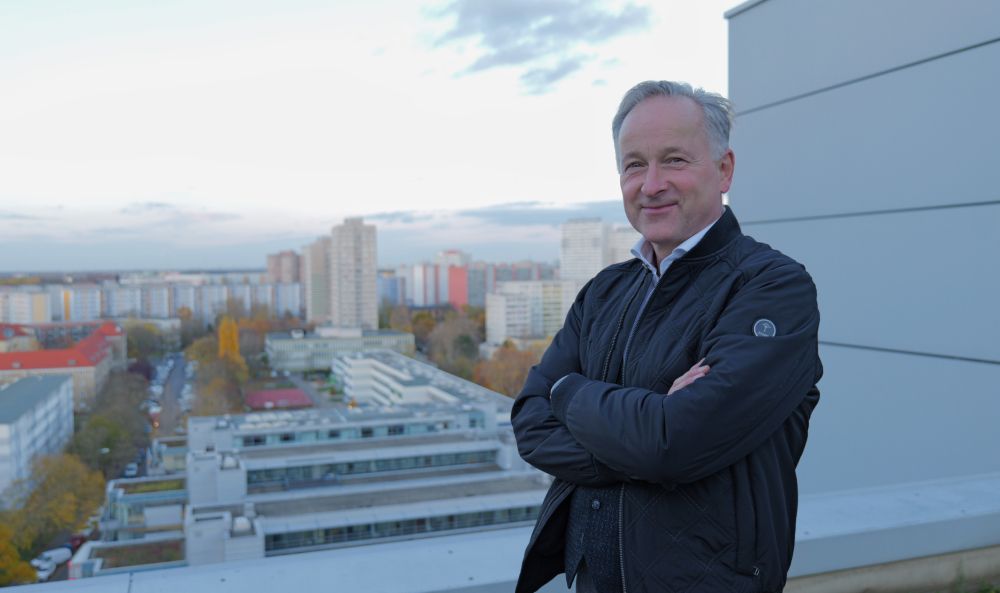 Dieses Bild zeigt Jens Fritsche und verdeutlicht das Thema Jens Fritsche, Centermanager des Storkower Bogens, im Interview