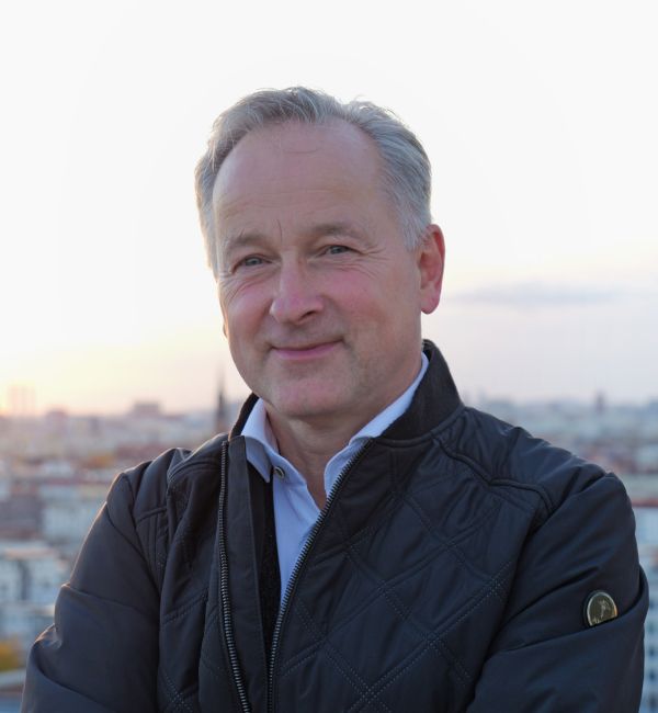 Dieses Bild zeigt Jens Fritsche und verdeutlicht das Thema Jens Fritsche, Centermanager des Storkower Bogens, im Interview