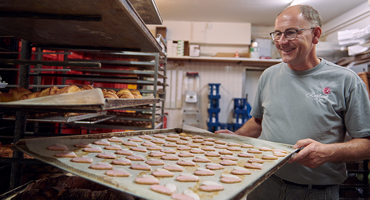 Thorsten Käding beim Backen