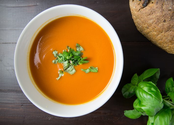 Möhrensuppe mit getrockneten Aprikosen